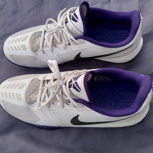 Nike Kobe Bryant Mentality MINT CONDITION